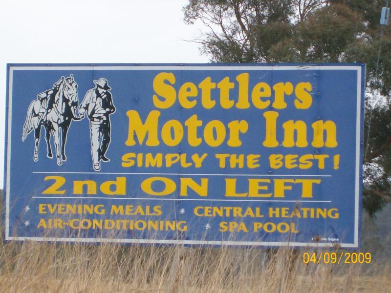 Settlers Motor Inn Tenterfield Εξωτερικό φωτογραφία